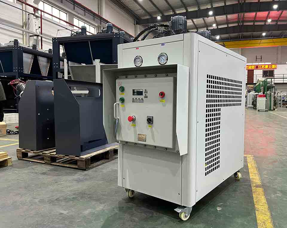 低溫冷水機(jī)